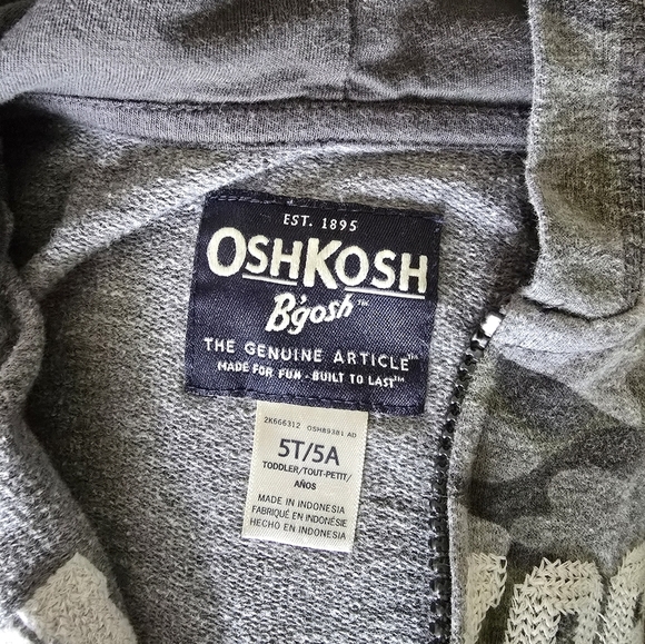 OshKosh BGosh Kids Camouflage Hoodie Size 5T - Picture 3 of 3